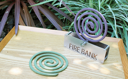 FIRE BANK 蚊取り線香ホルダー『銀船（ぎんふね）』バーベキュー BBQ ハイキング 殺虫 ソロキャンプ  アウトドア 防虫 登山 人気 厳選 袋井市 雑貨 日用品 