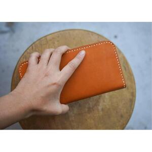 栃木レザー使用｜滑らか本革ラウンドファスナー長財布｜Round zip wallet 01｜レッド｜minca（全7色）