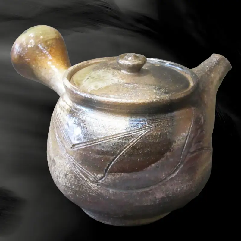 唐津焼 備前唐津 急須(登り草) 茶こし付き 茶器 きゅうす 日本茶 緑茶 ティーポット 食器 ギフト