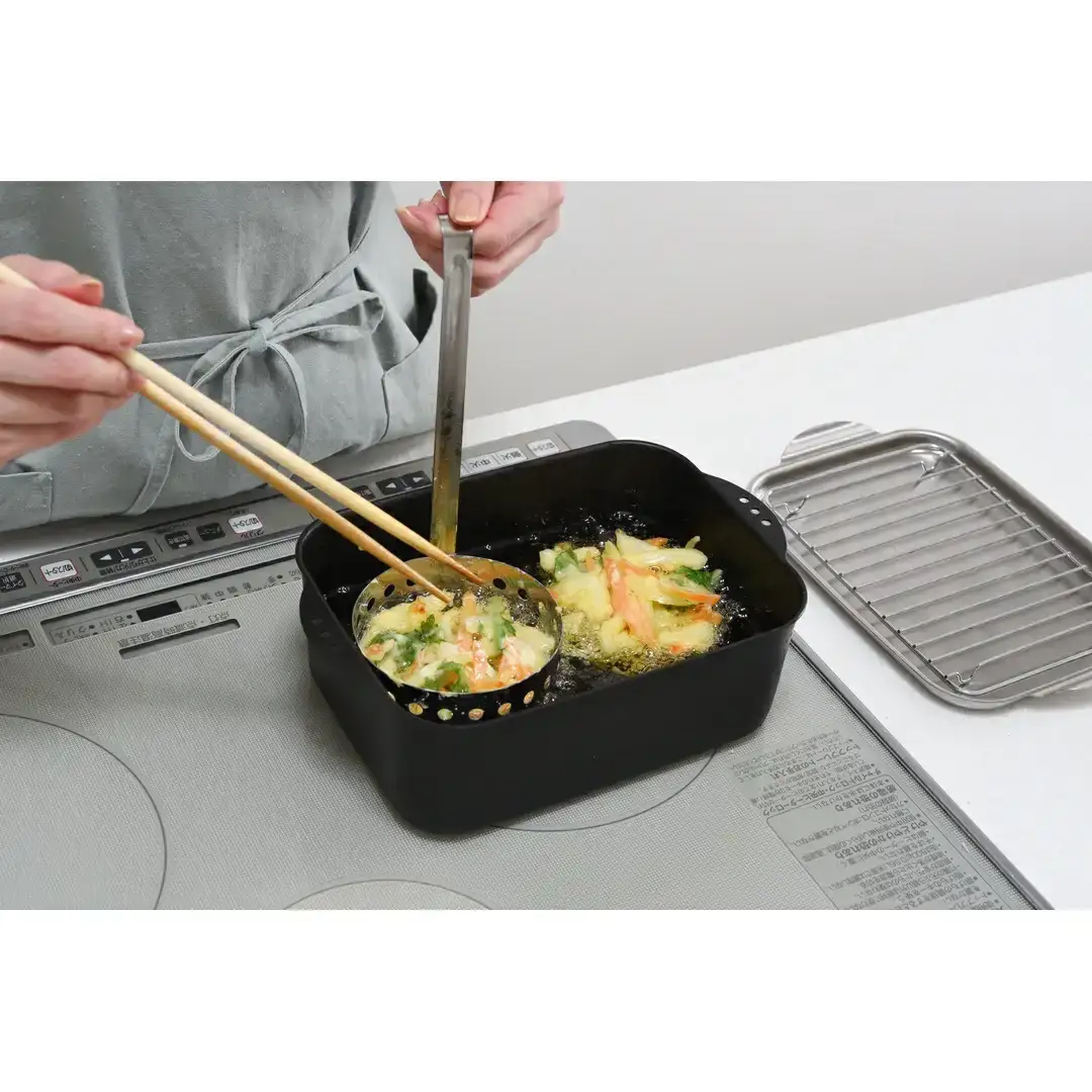 天ぷら鍋角型ワイド アミ・フタ付 IH対応 軽量 調理器具 燕三条製