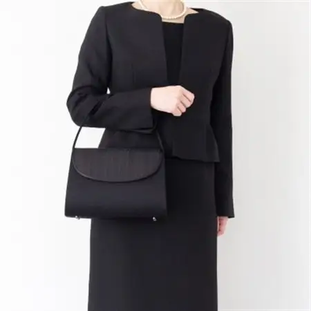 【ふるさと納税】ストレスフリーな博多織フォーマルバッグ_装飾品・工芸品  鞄・バッグ かばん カバン  装飾品・工芸品  織物 _【配送不可地域：離島・沖縄県】【1297053】