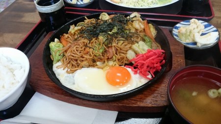 お腹も心も「満腹チケット」