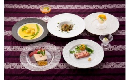 ペットと泊まる宿　CARO　FORESTA那須高原VOLPEスタンダードルーム宿泊券(大人1名様1泊2食付き） ｜ 宿泊 旅行 チケット 宿泊券 ドッグラン 犬 猫 〔F-10〕
