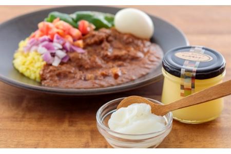 石山牧場のジャージー生乳仕立ての「バターオイル」2本×110g(合計220g)  美と健康にぴったりのピュアオイル　TF0197-P00021