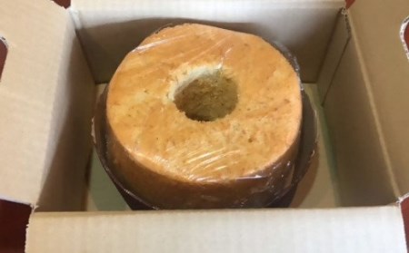 シェフ手作り ふわふわオレンジシフォンケーキ 1個（ホール：直径17cm）【ぞんた～くひかり】焼き菓子 ケーキ