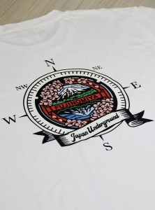 0014‐74‐04　富士宮市 マンホールＴシャツ バックプリント（白）