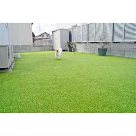 ガーデニングや庭の景観改善に使用　雑草を防ぎ草抜き作業を軽減　枯草が混じる冬の人工芝防草シート_雑貨   _【1307891】