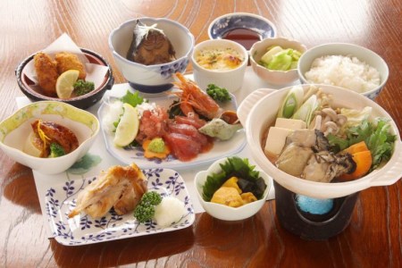 宿泊 唐桑御殿つなかん 一泊二食＋フィンランド式サウナ入浴付宿泊券 [盛屋水産 宮城県 気仙沼市 20563955]