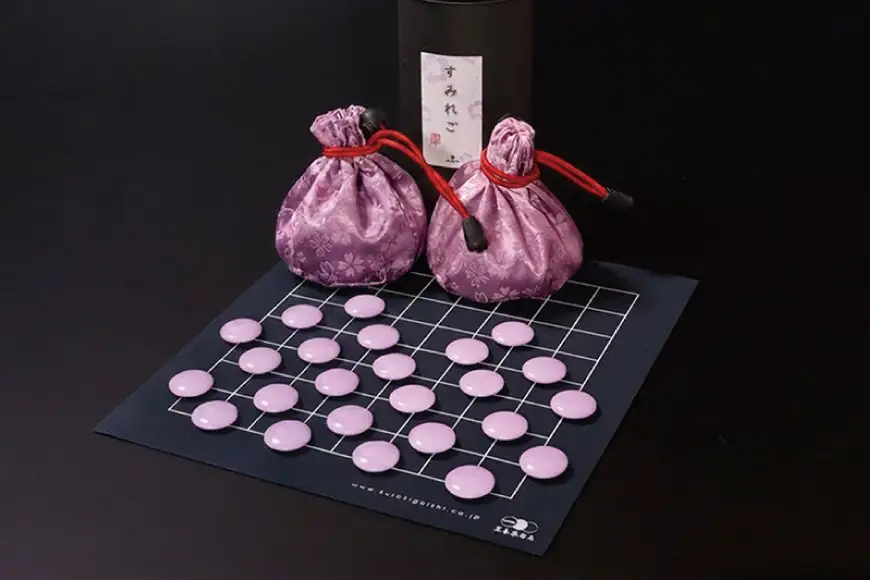 日向特製はまぐり碁石　カラー碁石「さくらご、すみれご、まりぃご」(ピンク、紫、黄)３種セット  [ミツイシ(黒木碁石店) 宮崎県 日向市 69-01]