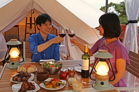 マザー牧場 グランピング THE FARM　１泊２食（BBQ・朝食）付 ペア宿泊券