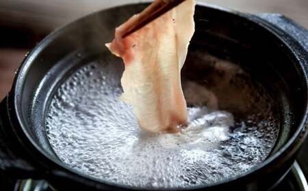 【希少種の極上の味】耳納あかぶた ロースしゃぶしゃぶ用 900g (150g×6パック)【リバーワイルド・ハム・ファクトリー】 真空パック 冷凍 豚肉 しゃぶしゃぶ ロース スライス