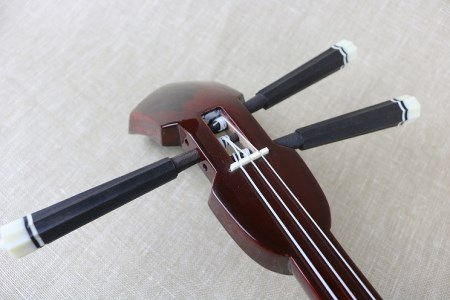  金武町の匠「松堂登」作　三線