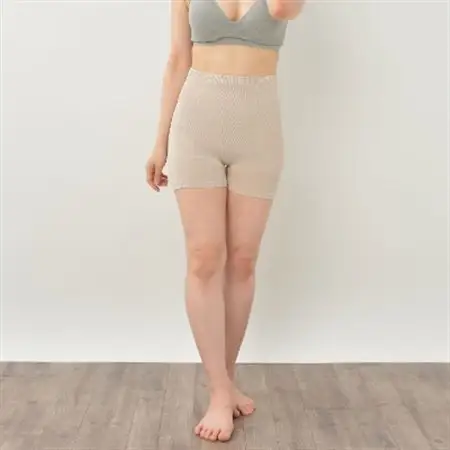 日本製 シルク 腹巻パンツ 1分丈 無縫製 天然繊維 タグフリー グレージュ (611-7528)_装飾品・工芸品  服飾小物 _【1256220】