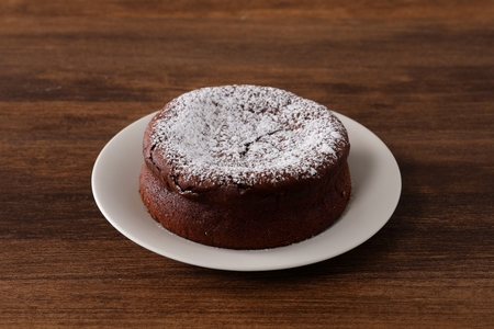 健康志向のあなたに贈る！とっておきの手作りガトーショコラ〈4号〉_0119-001-T03