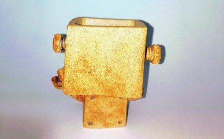 ロボット型 ミニ鉢 高さ10cm 幅10cm 奥行8cm 重量300～400g