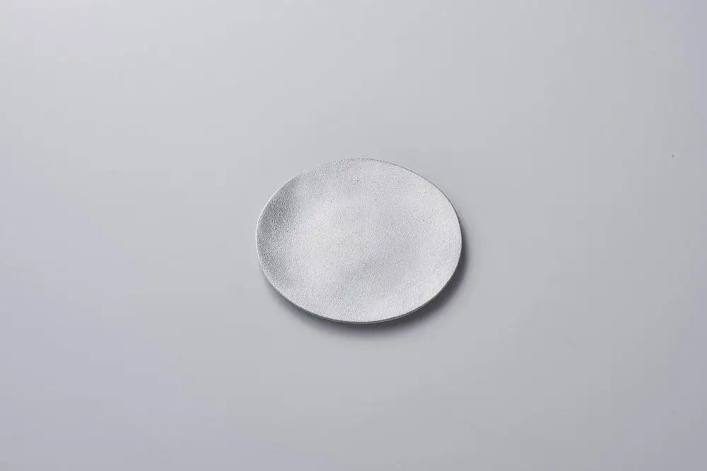 「ひんやり」をキープしてくれるアルミ鋳物の菓子皿（Flat Sセット）