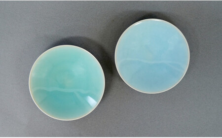 有田焼 翡翠天青小皿 2色セット【梶原大敬 茂正工房】器 うつわ 食器 皿 取皿 小皿 菓子皿 2枚 セット ペア 青磁 翡翠 天青 青 夏 上品 シンプル 作家 ろくろ 電子レンジ対応 A18-236
