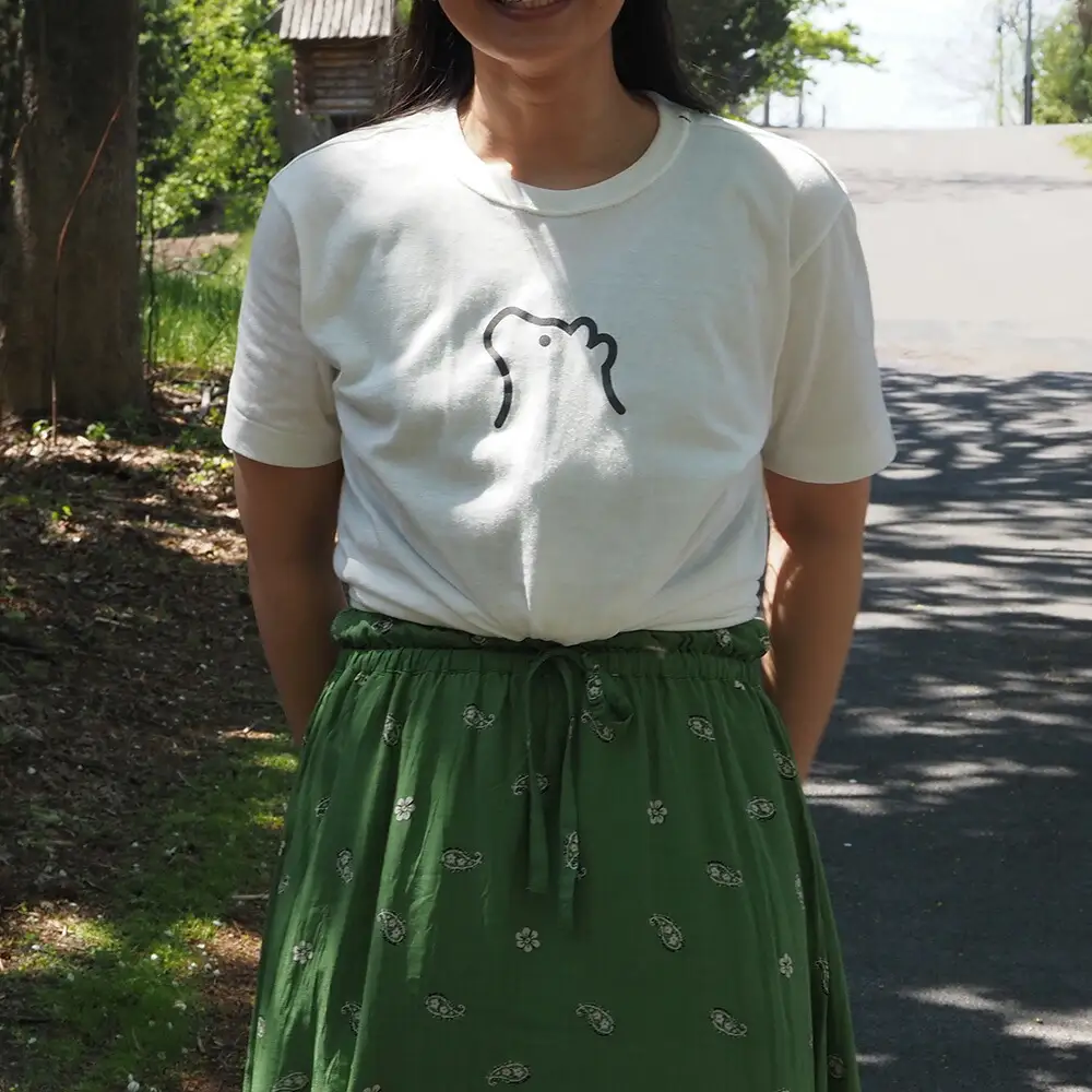 知床・斜里町のシンボルキャラクター「知床トコさん」×久米繊維　コットンTシャツ　白・M_装飾品・レディース 洋服   装飾品・メンズ 洋服 