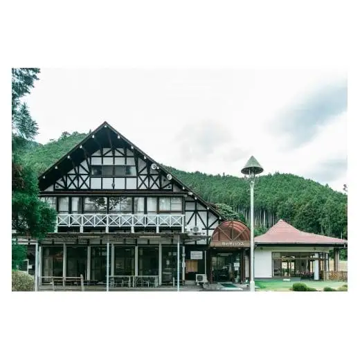奈良 ゴルフ 平日ペア利用券 池の平ゴルフ場 下北山村 大自然 旅行 施設利用券 利用券 トラベル スポーツ チケット