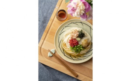 そうめんの吉田がつくるうどん (150g×2束)×4袋入 / うどん 麺 乾麺 / 南島原市 / 吉田食品手延工場 [SCL008]