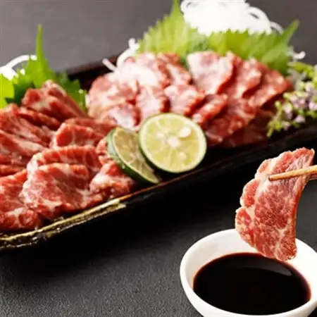 【馬刺し】熊本直送　赤身500g+上霜降り490gセット(益城町)【配送不可地域：離島】【1343475】