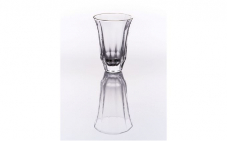 金杯（万華鏡）七宝（貝入）黒 酒器 工芸品 ガラス 高岡漆器 あわび貝 漆 螺鈿ガラス上質感 十二角 金付杯 神秘的 輝き きれい おしゃれ  FAD-0997