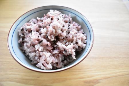 そのまま炊いてお赤飯に「あかね米」精米　450g×10袋 ／ 米 こめ コメ お米 あかね米 コシヒカリ 黒米 もち米 あかね米 ブレンド 赤飯 エコ 認証米 エコファーマー 千葉県 東庄町