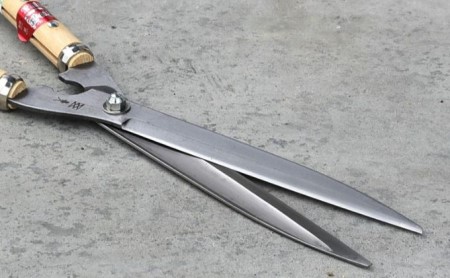 青紙スーパー 喜八作 240mm 鋭型 刈込鋏 ナタ柄 園芸用品 雑貨 園芸用ハサミ 造園 園芸 裏スキ仕上げ 自社 鍛造 焼き入れ 刃付け 長切れ 