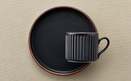 【波佐見焼】ギアシリーズ カップ＆ソーサー ブラック プレート マグカップ ペアセット 17.5cm 6寸 食器 皿 【大新窯】 [DC116]  波佐見焼