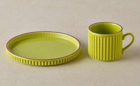 【波佐見焼】ギアシリーズ カップ＆ソーサー ライトグリーン プレート マグカップ 17.5cm 6寸 食器 皿 【大新窯】 [DC118]  波佐見焼