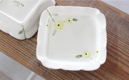【美濃焼】flor フロル ひらひら 小皿 3色 セット【豊泉窯】 小皿 セット おしゃれ 美濃焼 皿 プレート 角 食器 うつわ 器 [TBT001]