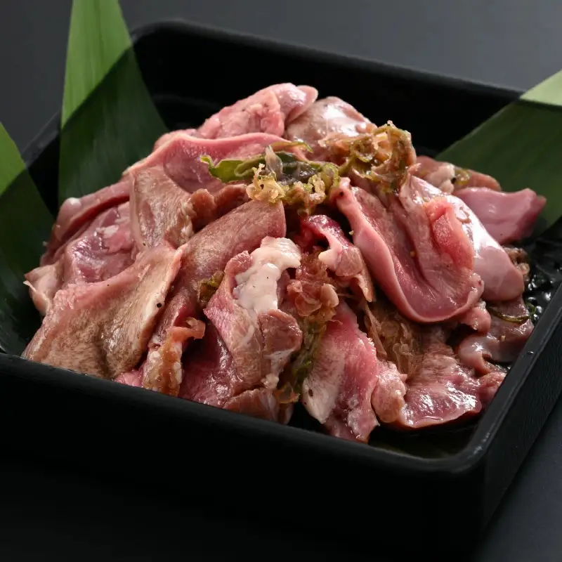 ネギ塩味 国産 豚タン 300g×3袋（計900g）約5～6人前 ／ 味付け肉 豚肉 小分け 焼肉 バーベキュー 冷凍 人気  やみつき アウトドア [aw001-a008]