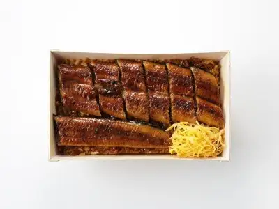国産うなぎ　特上うなぎせいろむし弁当+鯉こく付き（２人前）_特上 うなぎ せいろむし 弁当 約380g×2個 鯉こく付き 約250g×2個 老舗料理店 厳選 国産 素焼き 蒲焼き 秘伝のタレ ごはん 旨み 鯉 味噌汁 こだわり 自家製 麦みそ 風味 ご家庭用 お取り寄せ お取り寄せ グルメ 福岡県 久留米市 送料無料 〔Cu203〕