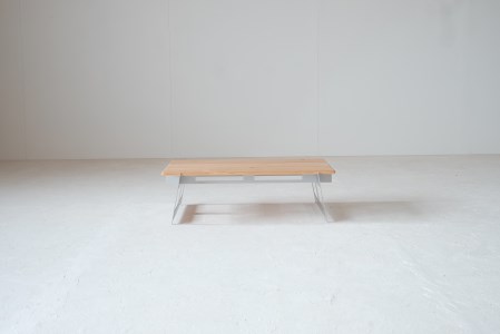 キャンピングテーブル（組立式・1台）　『mina no mori campingTable　＜ミナノモリ キャンピングテーブル＞』　信州南相木村のカラマツを使用　～アウトドアのキャンプやトレッキングに最適な軽くコンパクトなキャンピングテーブル～