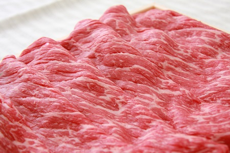 冷蔵（チルド）でお届け！奥出雲和牛赤身すきやき用300g 【しまね和牛 黒毛和牛 霜降り人気 贈答用 冷蔵 ギフト チルド 日時指定Ａ-8】