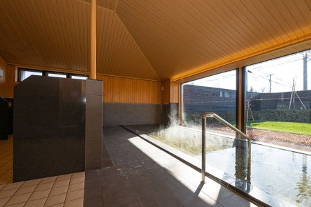 鶴居村 つるい湿原温泉ホテル ツインルーム（2名）1泊2食付 ディナーはフレンチのコース料理！ （宿泊 宿 温泉 2食付き サウナ有り  プレゼント釧路の隣 釧路空港 から近い 北海道 ふるさと納税 ふるなび  ）