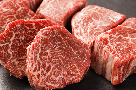 飛騨牛 ヒレひとくちステーキ（300g）【22-23】
