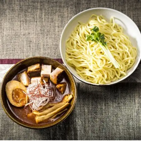 旨味と辛味が絶妙な「激カラ! つけ麺」420g(2食入り)×7個_北海道で人気 ラーメン 中太麺 釧路ラーメン 冷蔵 森谷食品 一人暮らし セット おかず ご当地グルメ 北海道 釧路町 釧路超 特産品_【配送不可地域：離島】【1388625】