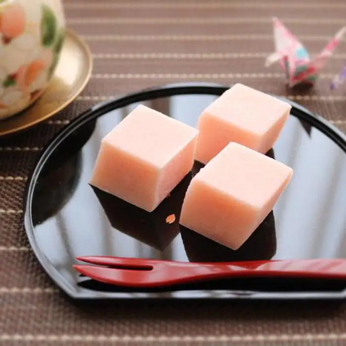 バターのおもち　もちバタCUBE