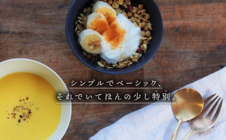 【美濃焼】flat bowl ボウル 2個セット（アイボリー）【KANEAKI SAKAI POTTERY】【TOKI MINOYAKI返礼品】 食器 ボウル スープボウル デザートボウル サラダボウル シリアル 鉢 小鉢 ヨーグルト 朝食 うつわ シンプル アイボリー セット 食器セット ペア 送料無料   [MBC033]