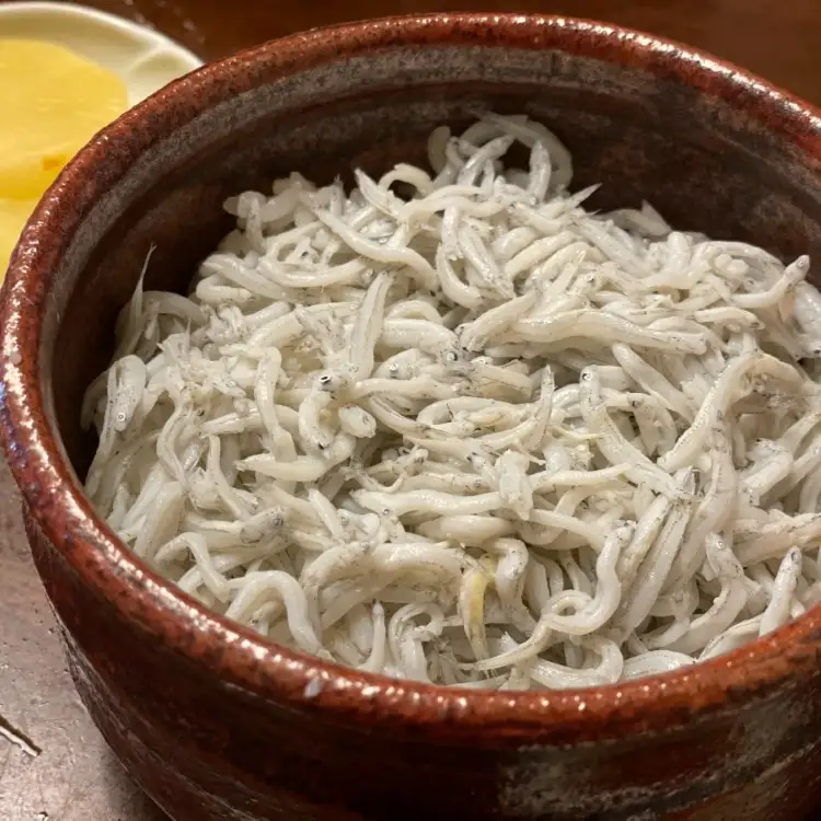 宮原水産　釜揚げしらす　500g（100g×5パック）ちりめんじゃこ じゃこ 釜揚げしらす 釜揚げ しらす 梅 魚介 魚介類 海 海鮮 海産物 詰め合わせ 加工品 お取り寄せ 送料無料 国産 国内産 日本 広島県 呉市 ku005-002-r