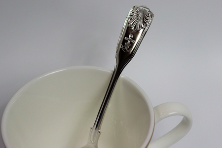 海軍復刻ティースプーン（捧吉右衛門商店製紅茶匙）  1本 ティースプーン カトラリー ニッケルシルバー 洋白 ギフト 贈り物 プレゼント 広島県 呉市 ku091-047-r