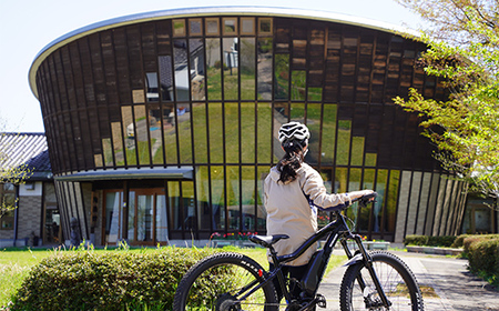 電動アシスト付き 自転車 E-BIKE 体験 チケット 5000円分 立山町観光協会商品券 利用券 観光 レジャー サイクリング レンタサイクル モンベル 電動自転車 マウンテンバイク 富山県 立山町 F6T-162
