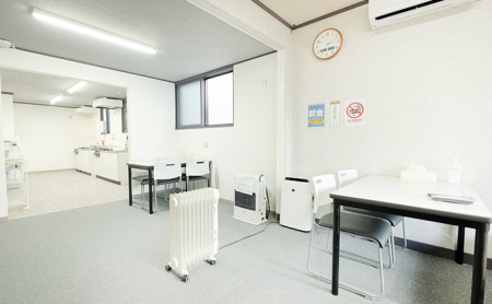 ゲストハウス松よし ご宿泊券 シングルルーム 1泊1部屋1名様 宿泊チケット 一人旅 一人旅行 一人部屋 和 モダン 無人ゲストハウス 料理ができる オープンキッチン 喫煙ルーム トイレ シャワールーム 