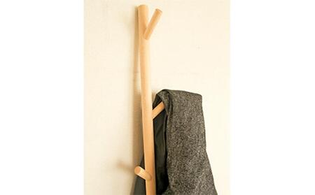 旭川家具　コサイン　ツリーラック メープル 【 旭川家具 北海道 旭川市 木製 家具 選べる樹種 コート掛け ハンガーラック ポール ハンガー スタンド 帽子掛け 軽量 玄関 リビング キッチン ベッドルーム 子ども部屋 シンプル ナチュラル 手作り 北欧 おしゃれ 天然木 無垢 】_00644