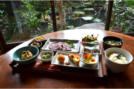 天仁庵　カフェご利用＆お買い物券 5,000円分 500円×10枚 隠れ家カフェ お食事 スイーツ 商品券 チケット 広島県 呉市 ku120-003-r