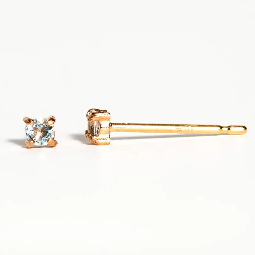 【3月誕生石アクアマリンピアス】K10イエローゴールド 美しい天然石のスキンジュエリー 両耳セット / K10-06-03 ジュエリー