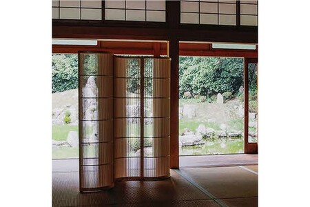 組子細工 衝立「波」 3連（国産ヒノキ）組子細工 組子 パーティション 工芸品 伝統工芸 木製 檜 曲げ組子【031_1978】