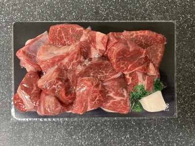 【神戸牛 牝】角切り肉500g【7営業日以内に発送】(kawagishi-28) 