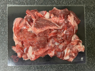 【神戸牛 牝】牛すじ肉1kg【7営業日以内に発送】(kawagishi-31)